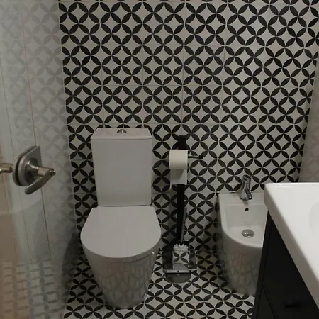 Augusta Street 213 - 2 Esq